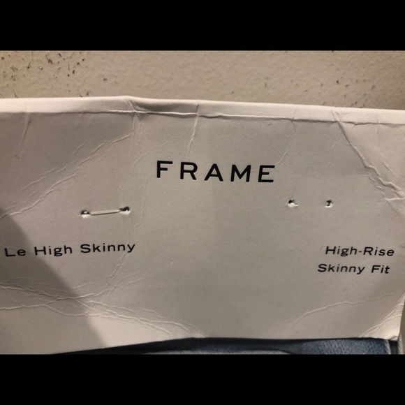 ⭐️🎉💫Host Pick. Frame Le High Skinny Distressed Jeans - Picture 2 of 3